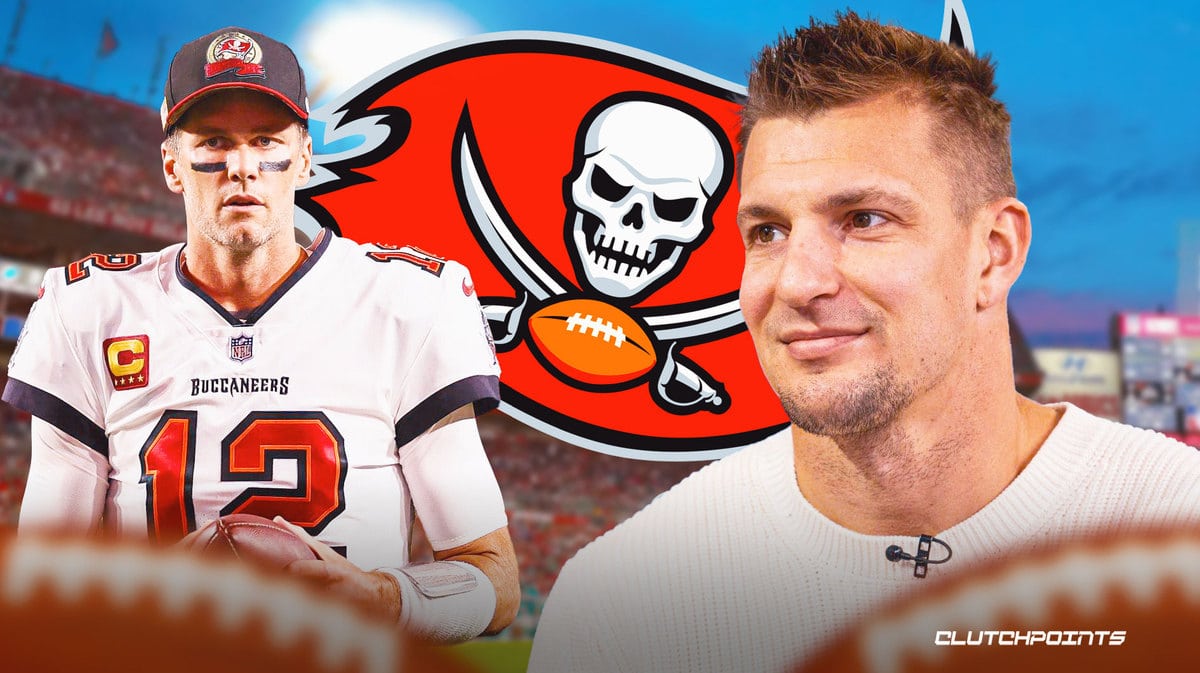 Tom Brady, Buccaneers, Tom Brady free agent, Tom Brady Raiders