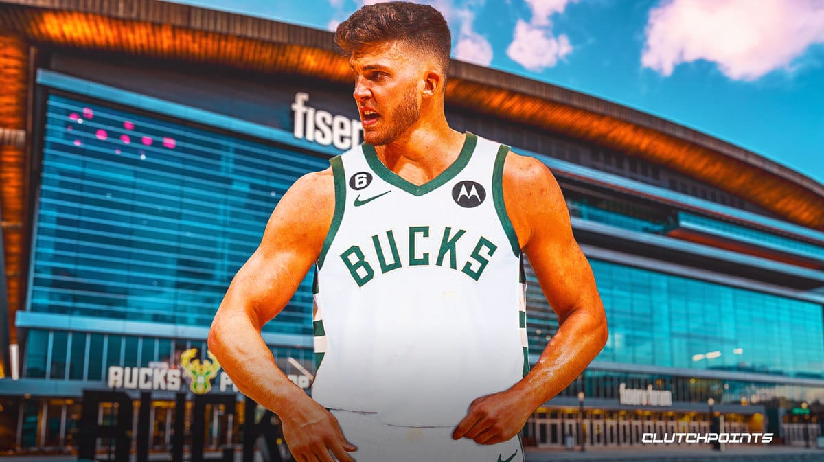 Meyers Leonard, Bucks