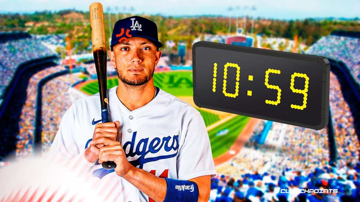 miguel rojas, pitch clock, dodgers, miguel rojas dodgers