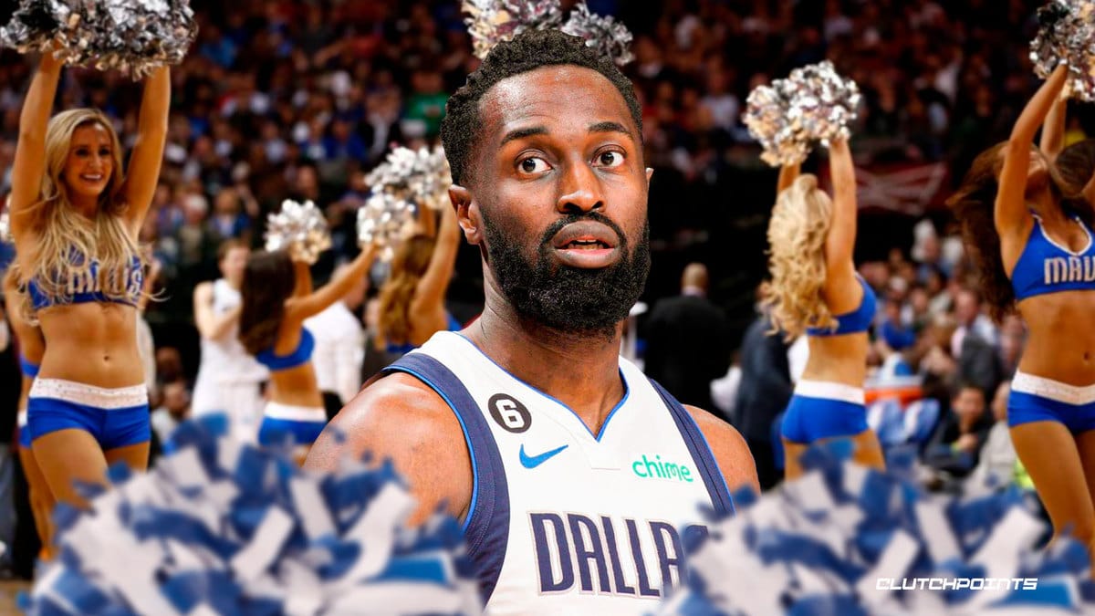 Theo Pinson, Dallas Mavericks