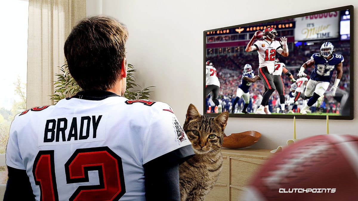 The Funniest Memes and Reactions to Tom Brady's NFL Return