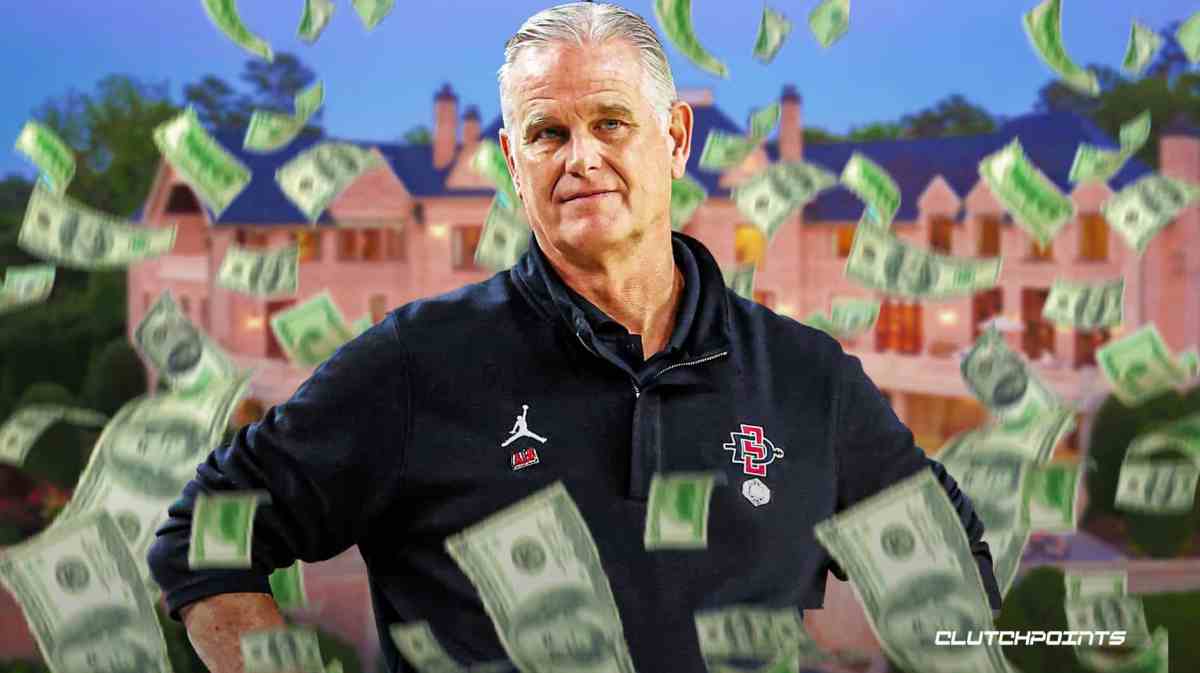 Brian Dutcher net worth, Brian Dutcher salary, Brian Dutcher's net worth in 2023, Brian Dutcher 2023 net worth