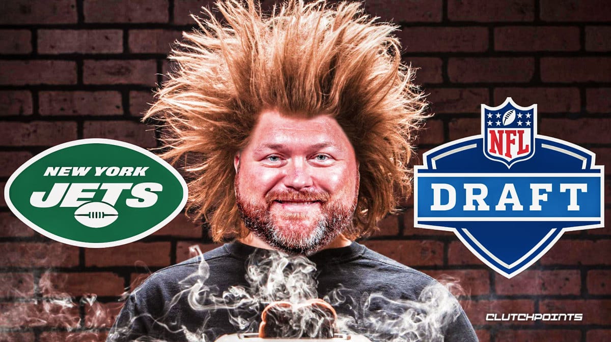 Joe Douglas offers hilarious hair-raising take on Jets selecting