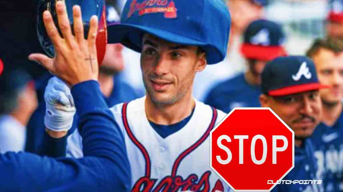 Braves, big hat
