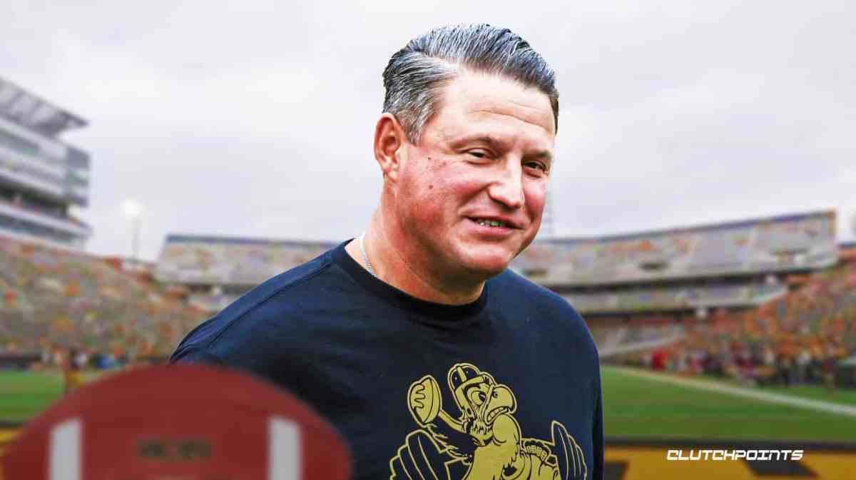 Brian Ferentz, Iowa football, Brian Ferentz Iowa, Iowa football offense, Big Ten football