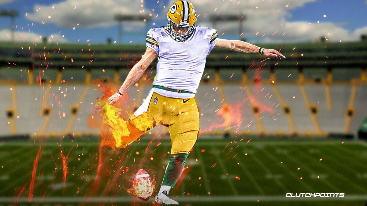 Packers Anders Carlson is Green Bay's only kicker on the roster