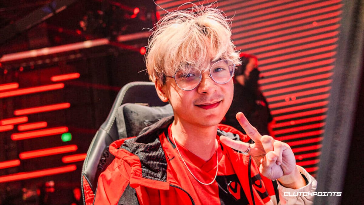 TenZ is back in action returning to Sentinels' starting lineup