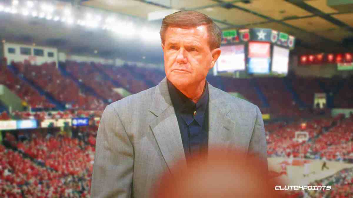 Louisville Cardinals Denny Crum Passes away