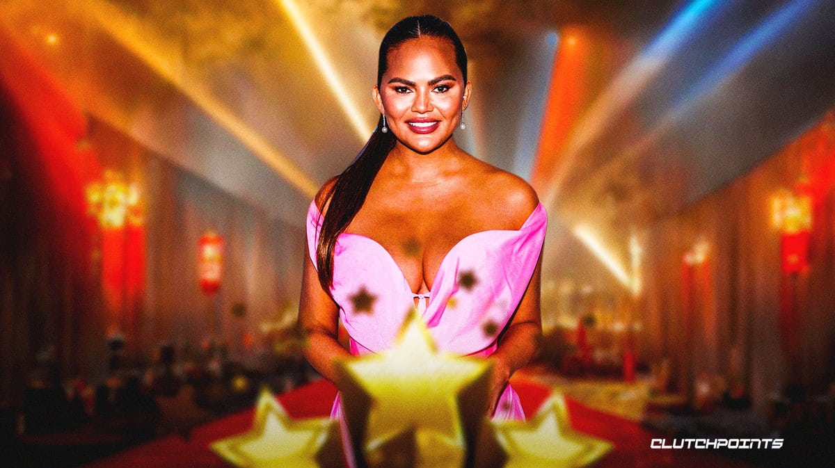 Chrissy Teigen plastic surgery