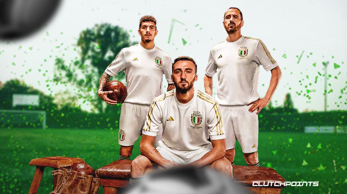 A deeper look into Italy's 125th Anniversary kit 🤩🔥 #fyp #futbol #so