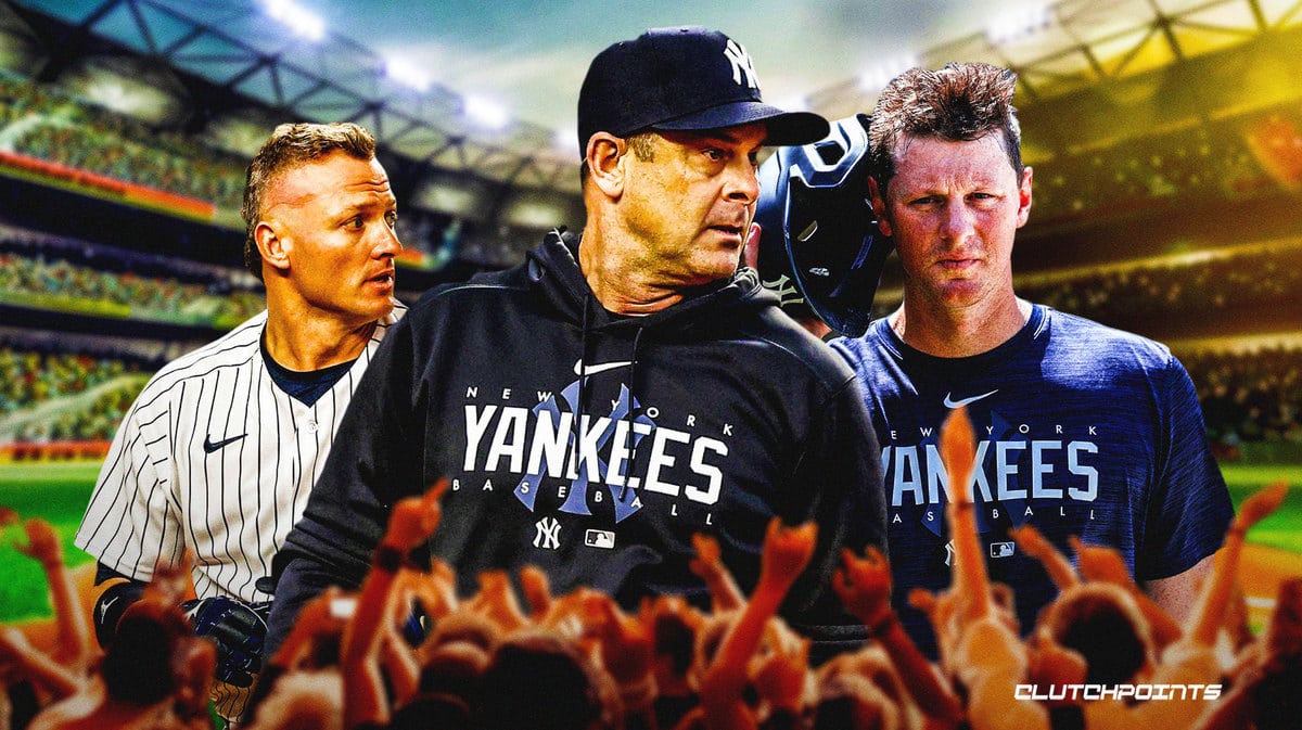 MLB: Yankees manager Aaron Boone giving DJ LeMahieu space during