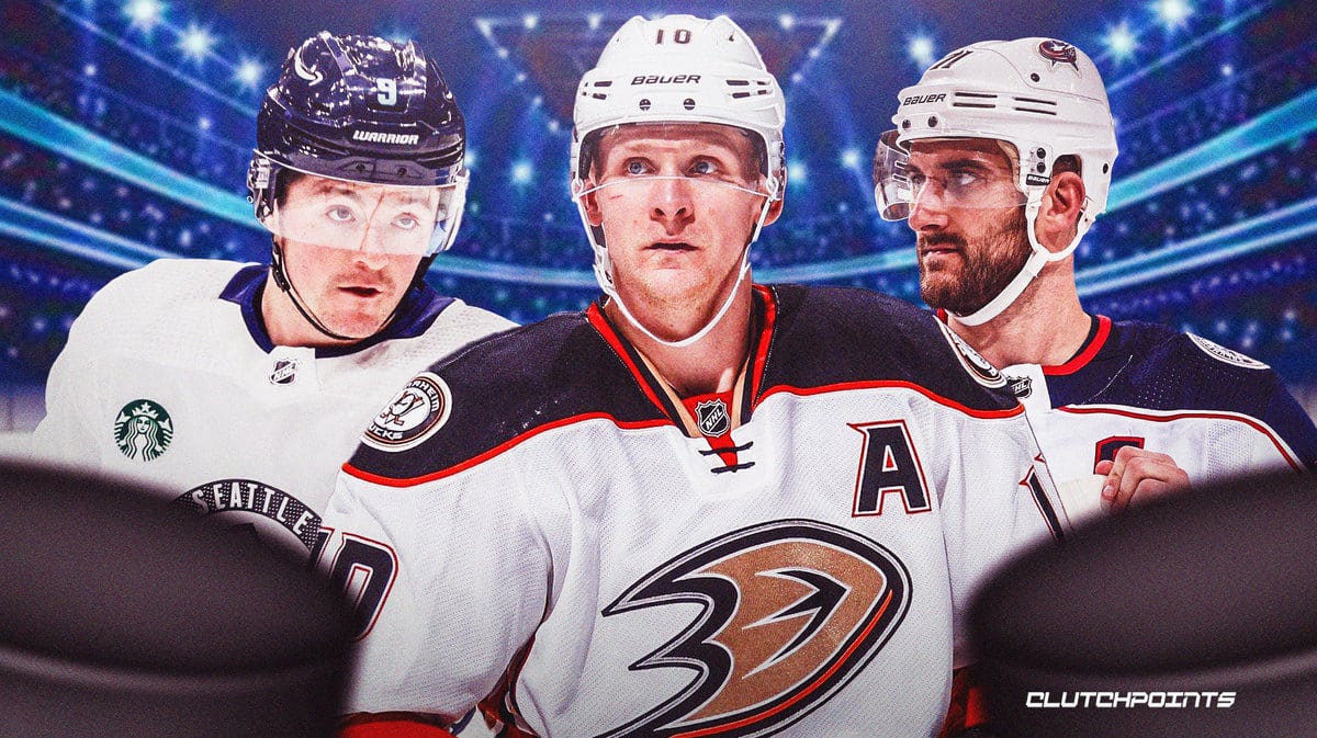 Ryan Donato, Corey Perry, Nick Foligno, Chicago Blackhawks