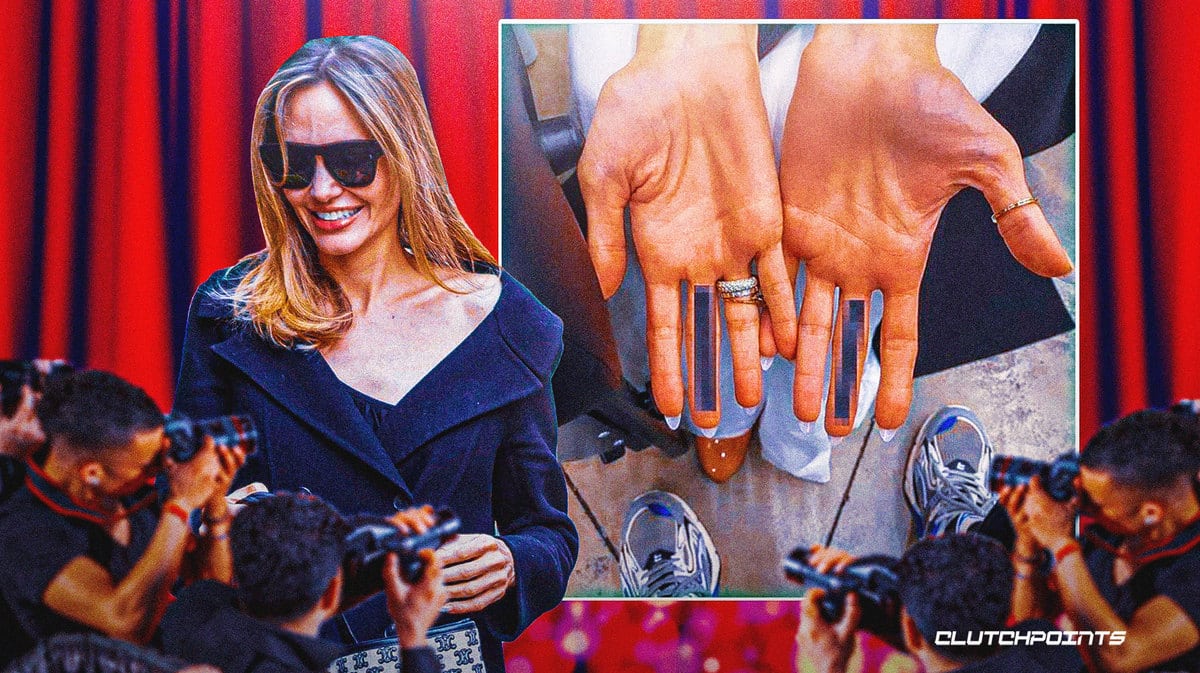 Angelina jolie, angelina jolie tattoo, angelina jolie brad pitt, brad pitt