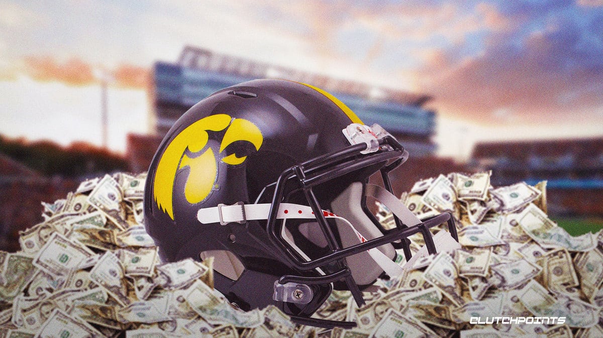 Iowa walkon Aaron Blom allegedly bet on game vs Iowa State