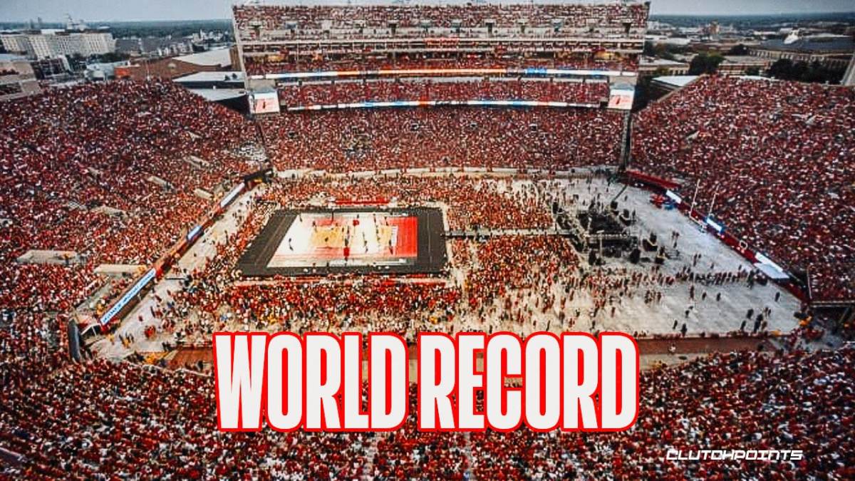 Nebraska volleyball, Nebraska volleyball Memorial Stadium, Nebraska volleyball world record, Cornhuskers
