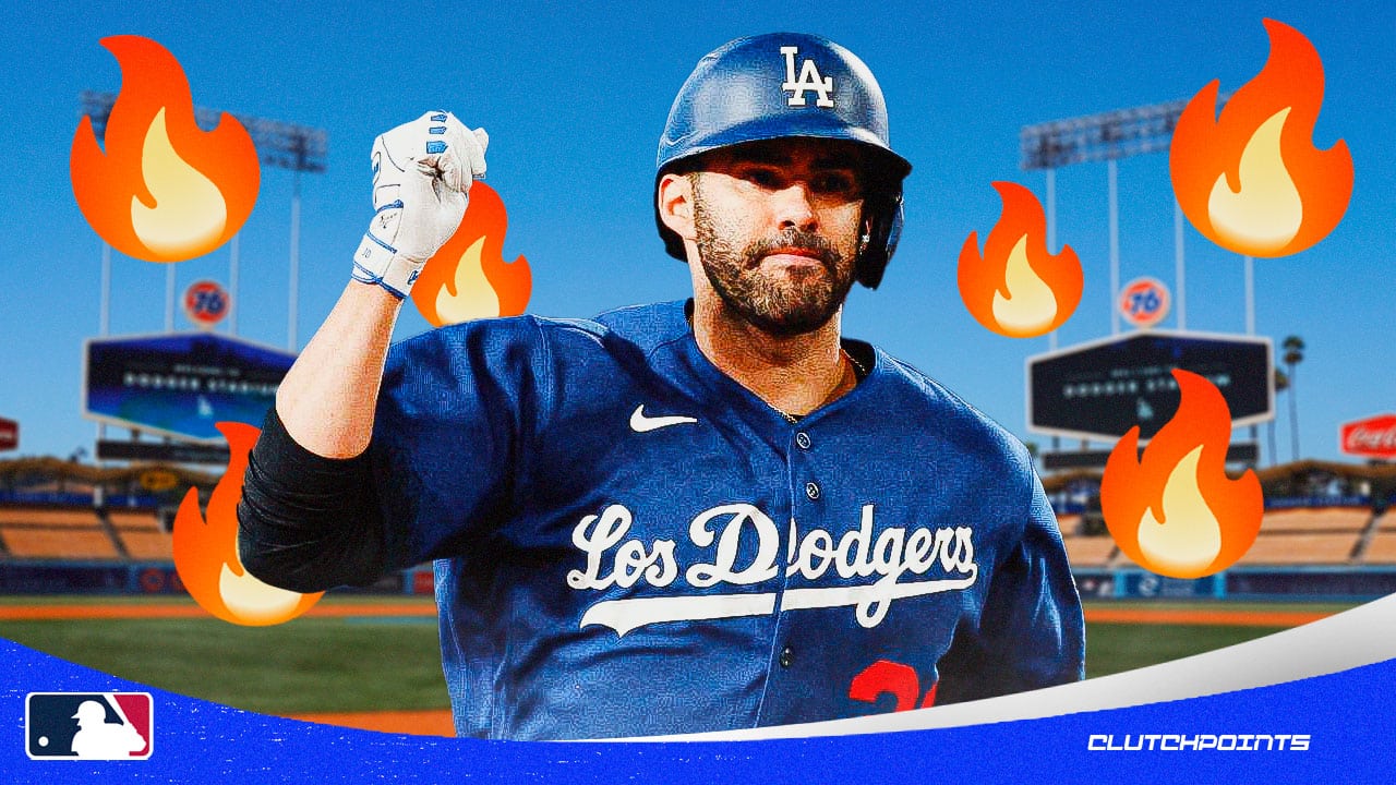 Oofos Signs J.D. Martinez of the Los Angeles Dodgers – Footwear News