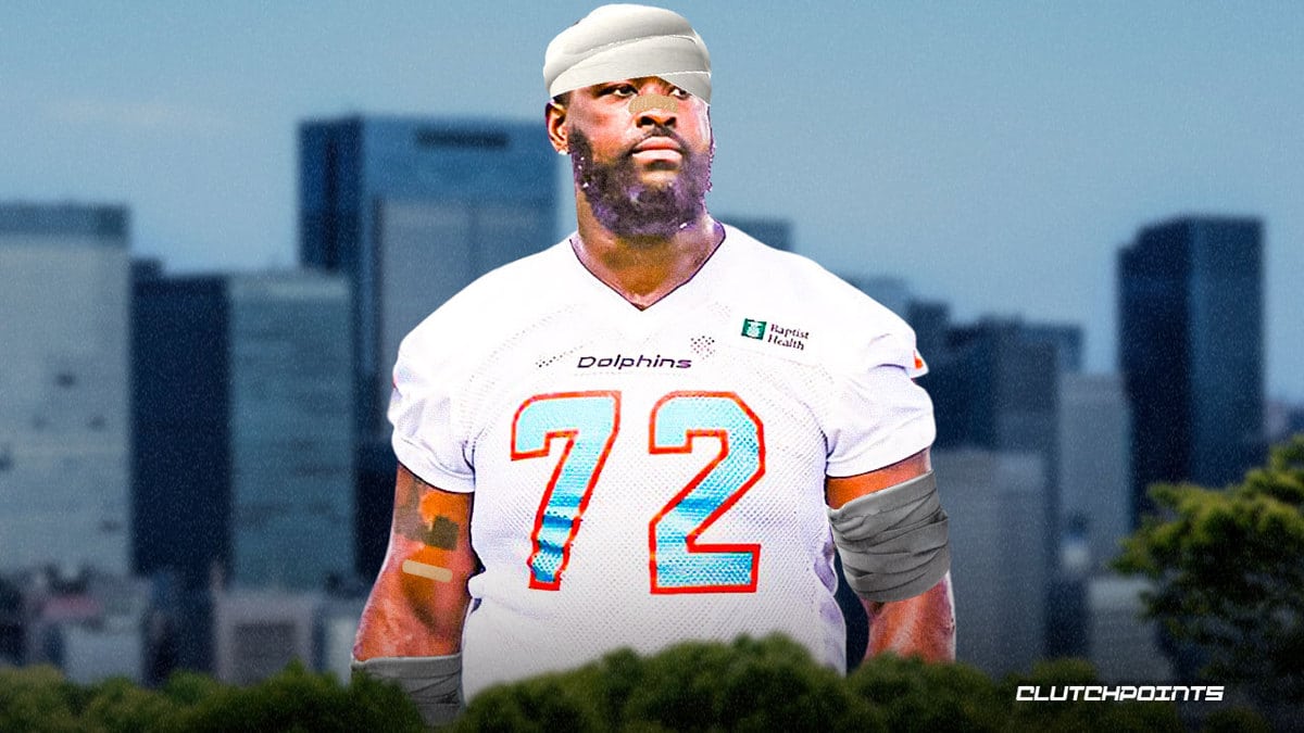 Miami Dolphins left tackle Terron Armstead suffered a knee injury