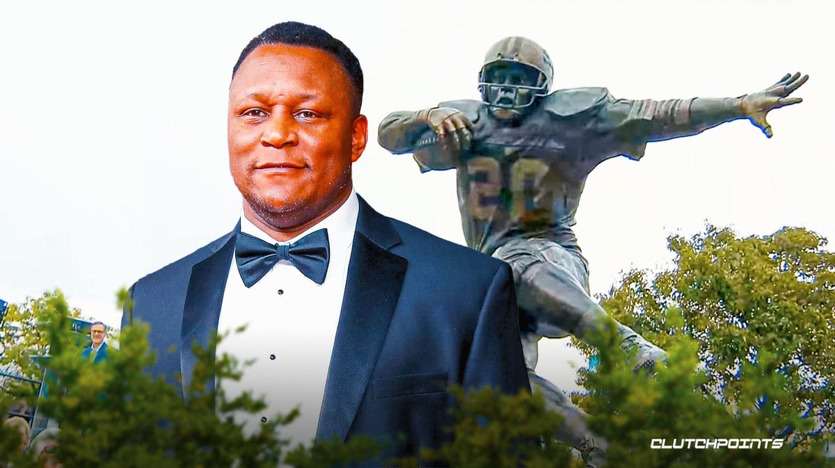 Barry Sanders, Chris Spielman, Lions, Barry Sanders statue, Barry Sanders tribute