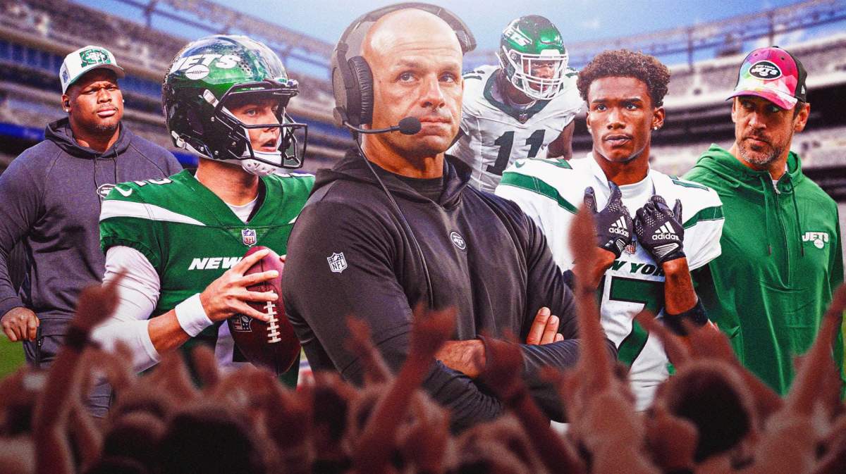Jets HC Robert Saleh and Zach Wilson, Garrett Wilson and Aaron Rodgers all looking at him
