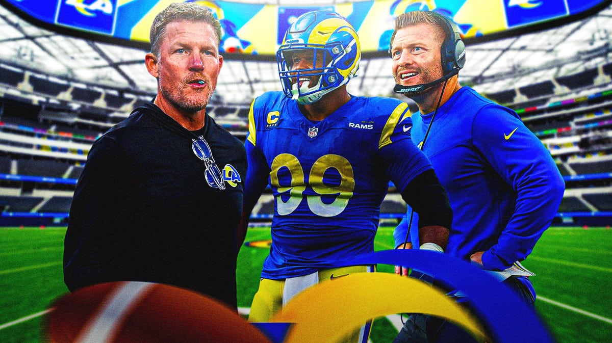 Aaron Donald flanked by Sean McVay and Les Snead