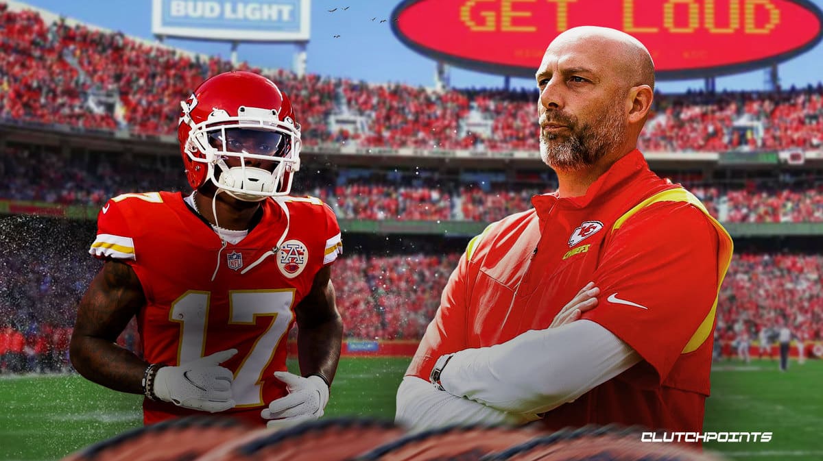 Matt Nagy and Mecole Hardman looking serious