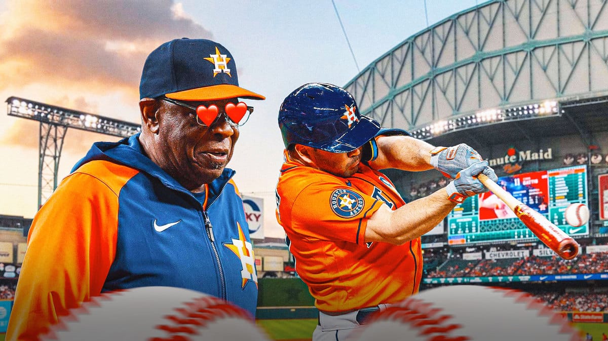 Astros manager Dusty Baker heart eyes towards a swinging Jose Altuve