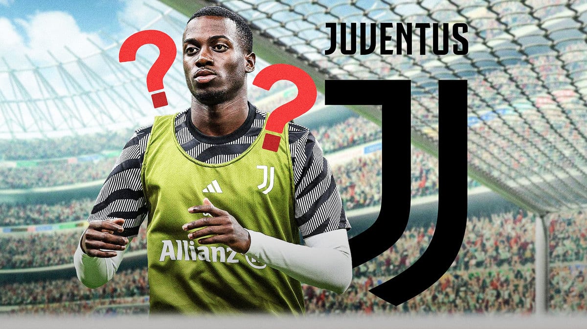 Tim Weah in front of the Juventus logo, questionmarks in the air