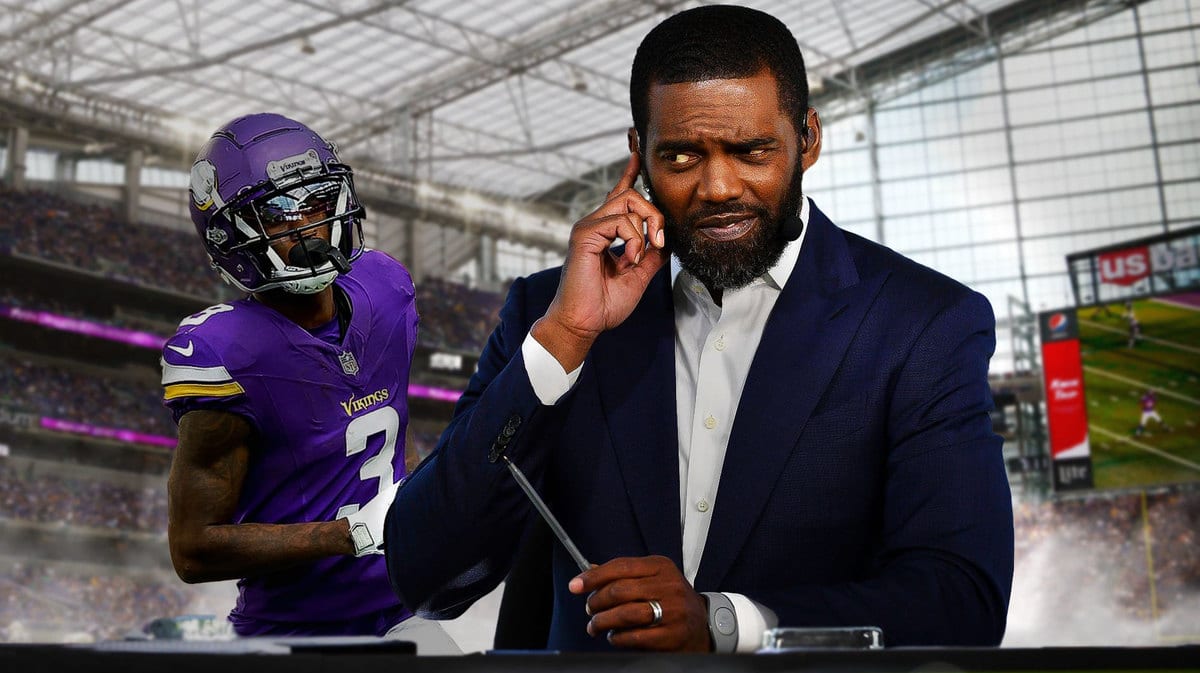 Minnesota Vikings wide receiver Jordan Addison and Randy Moss