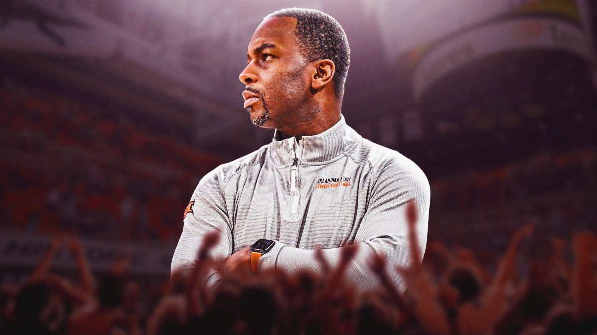 Oklahoma State basketball, Kansas basketball, Cowboys, Jayhawks, Mike Boynton, Mike Boynton with Oklahoma State basketball arena in the background