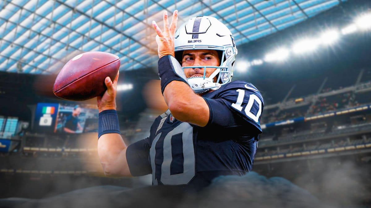 Jimmy Garoppolo returned to practice Thursday for the Raiders