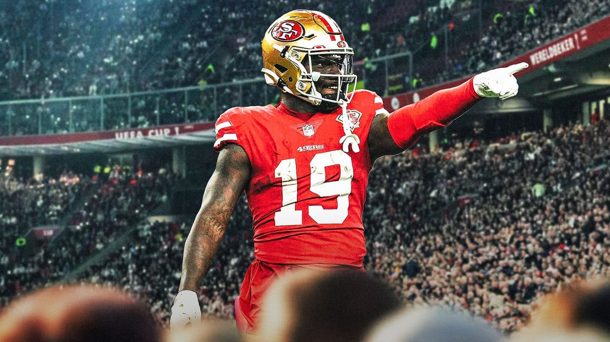 49ers star Deebo Samuel points at Eagles fans