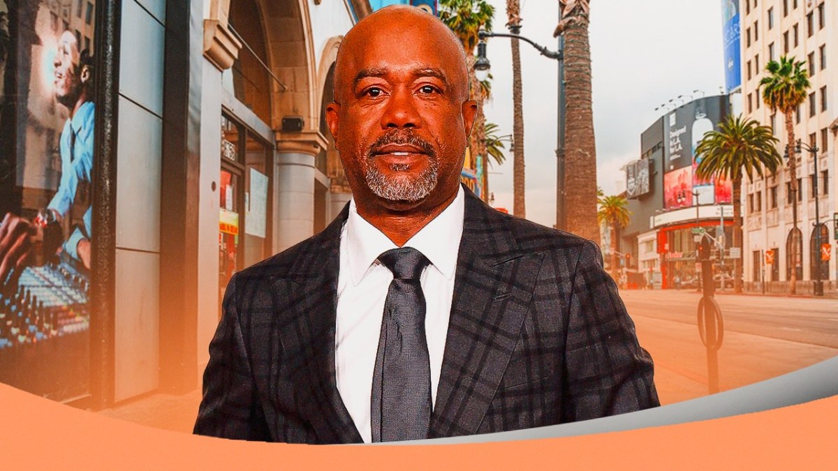 Darius Rucker on the Hollywood Walk of Fame.