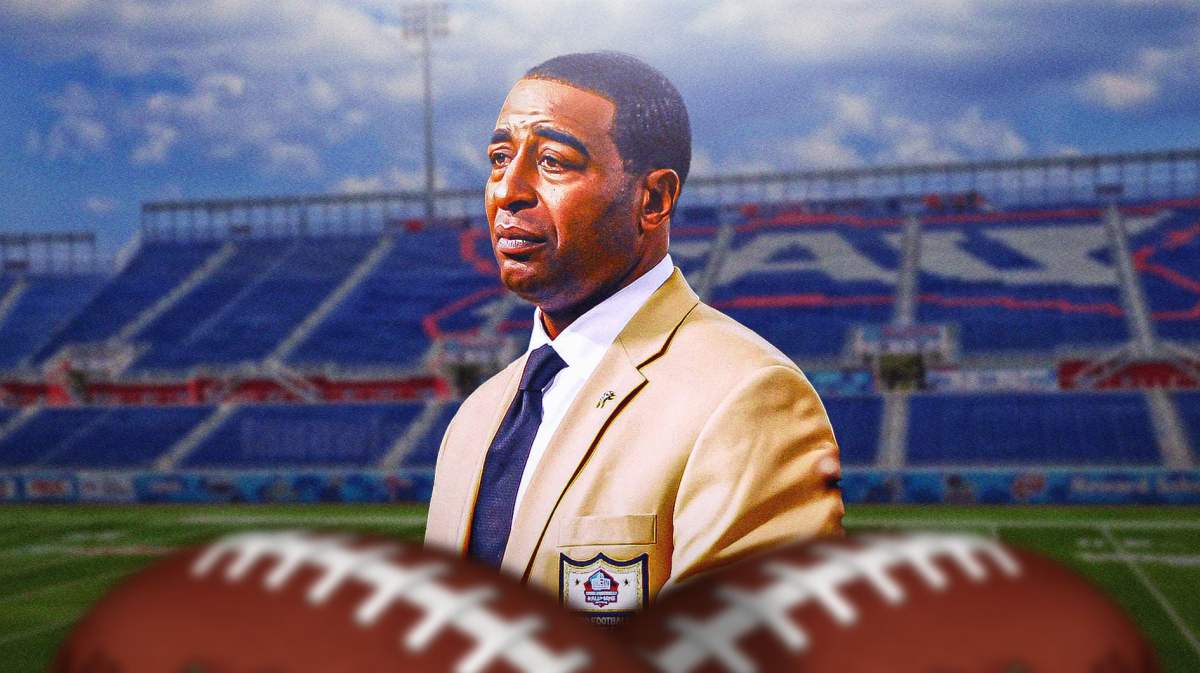FAU football, Owls, Cris Carter, Tulane, Cris Carter FAU, Cris Carter with FAU football stadium in the background