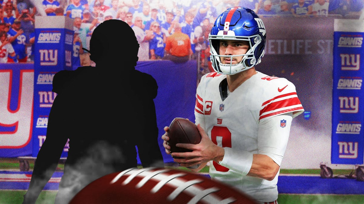 Daniel Jones, Evan Neal as a silhouette