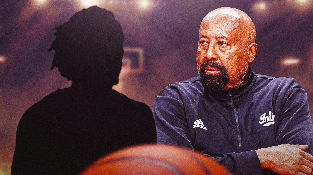Mike Woodson, Mackenzie Mgbako as a silhouette