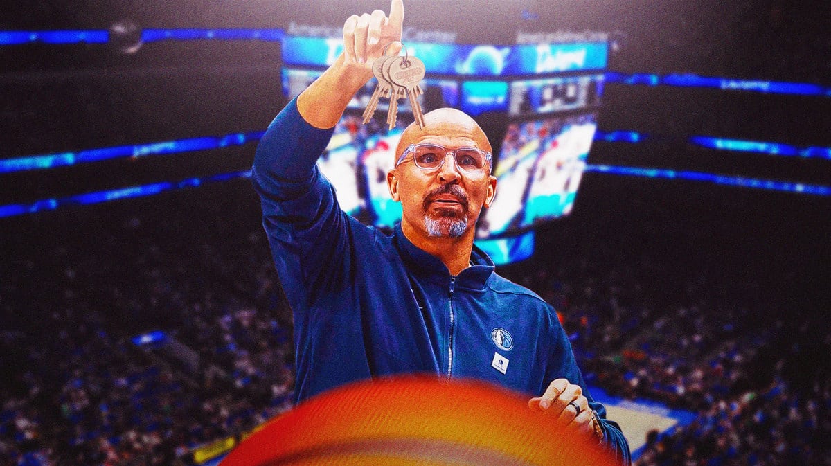 Mavs' Jason Kidd holding literal keys.