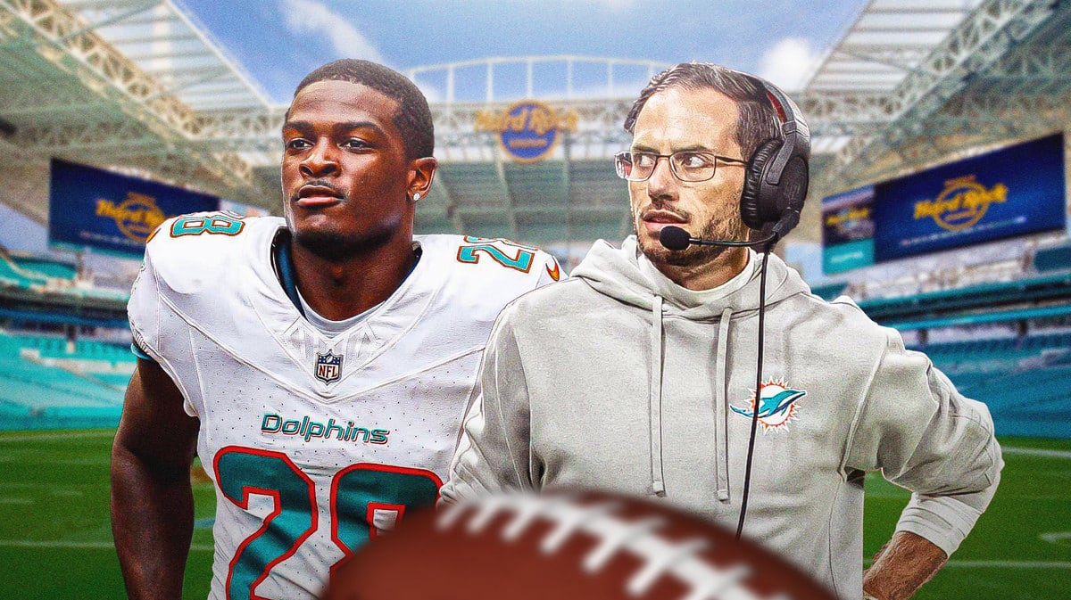 Miami Dolphins coach Mike McDaniel and his rookie running back De'Von Achane