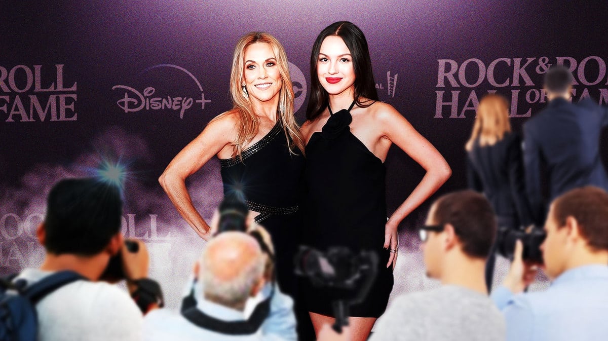 Olivia Rodrigo and Sheryl Crow at Rock and Roll Hall of Fame induction ceremony.