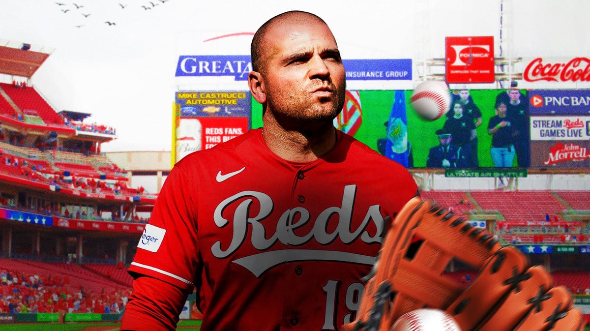 Joey Votto has his contract option declined by the Reds