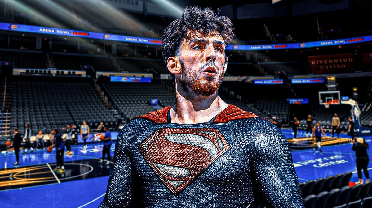 Thunder rookie Chet Holmgren as superman