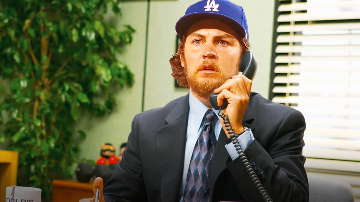 Trevor Bauer as Michael Scott