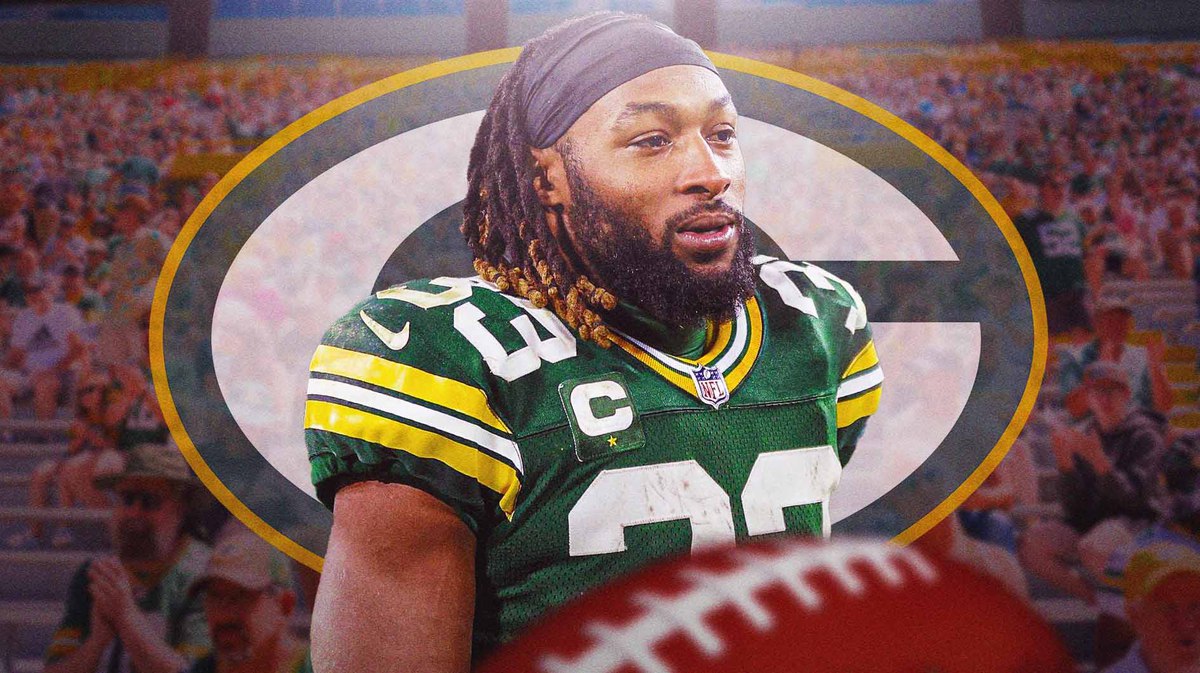 Aaron Jones with no expression