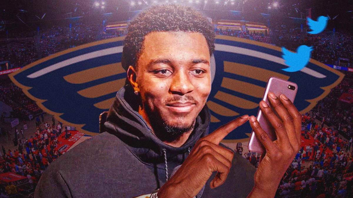 Pelicans forward Trey Murphy III tweeting