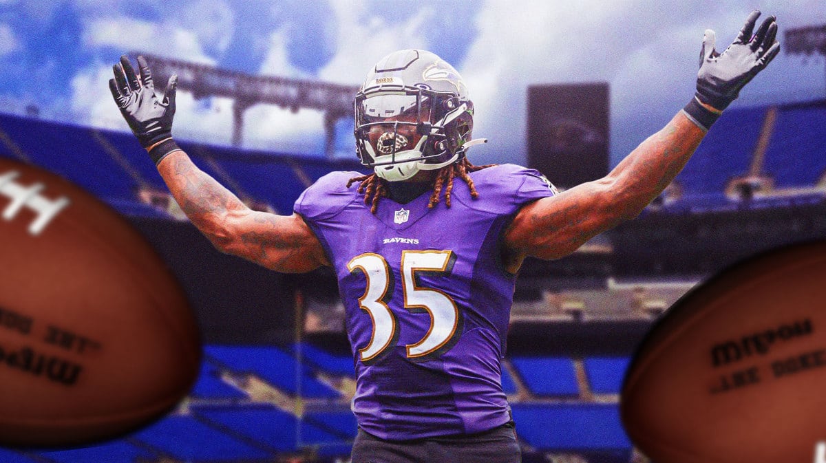 Baltimore Ravens RB Gus Edwards celebrating