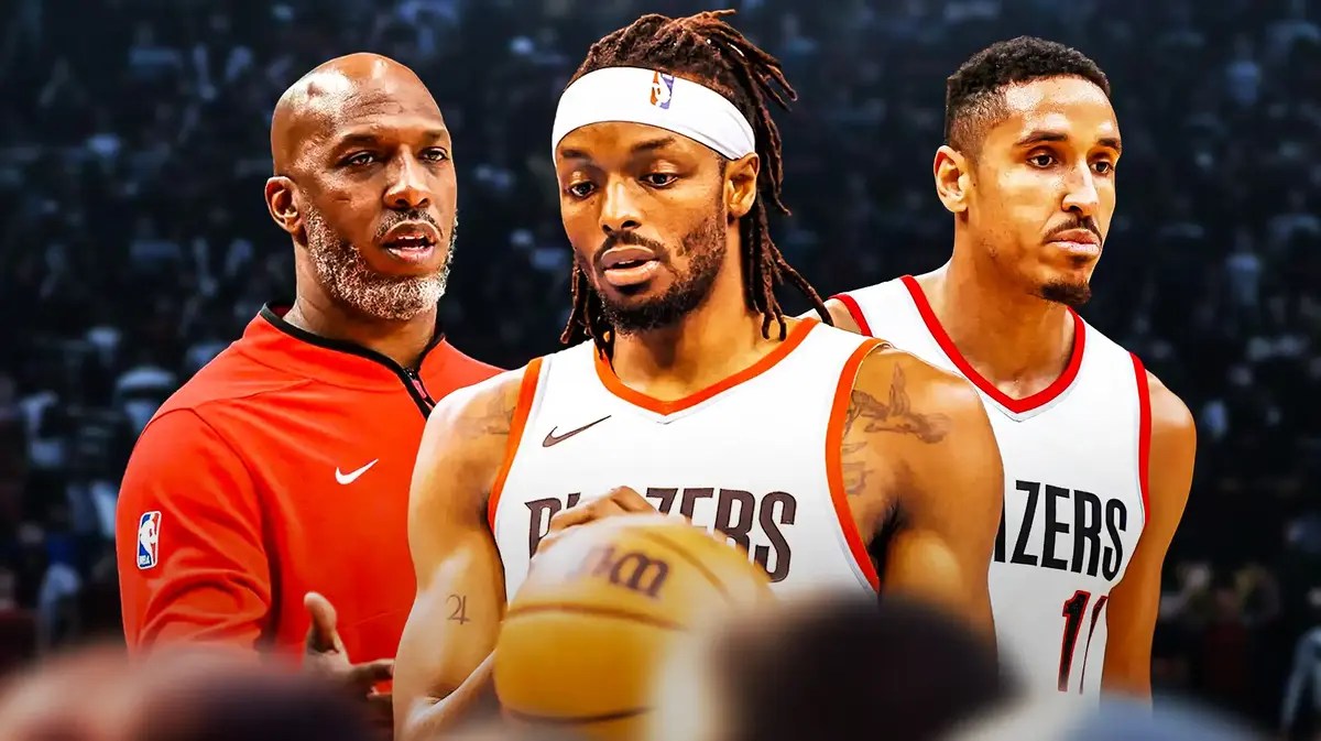 Blazers coach Chauncey Billups with Jerami Grant and Malcolm Brogdon