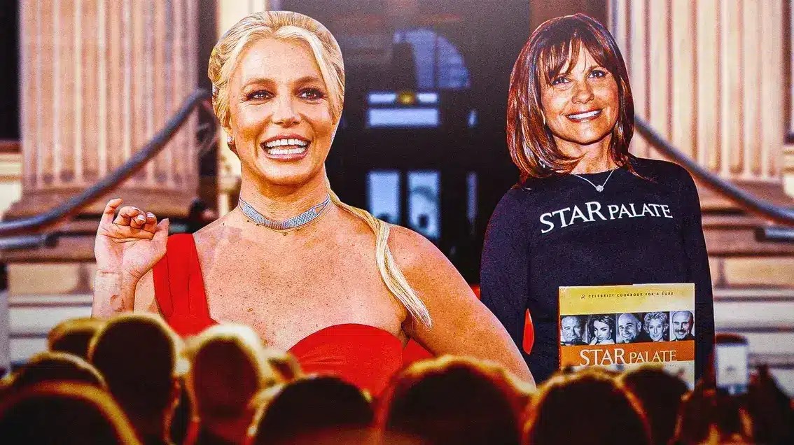 Britney Spears and Lynne Spears smiling