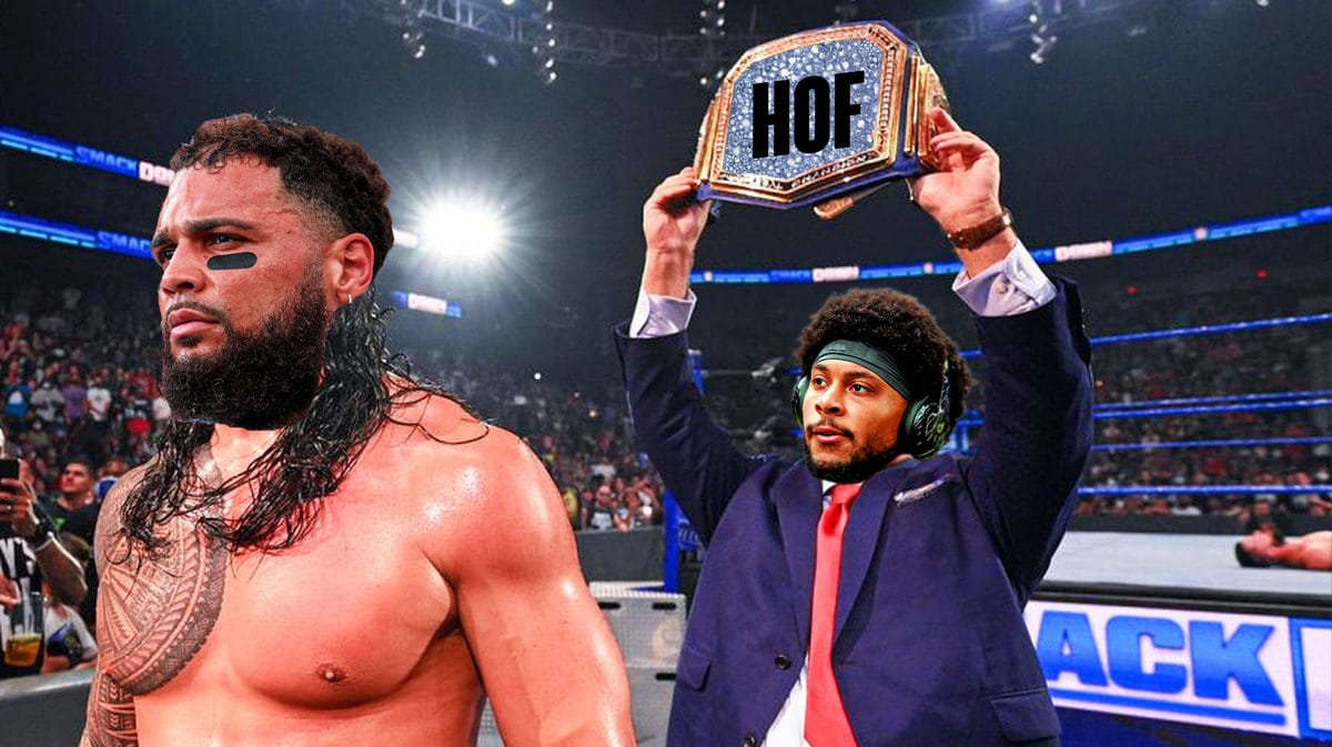 Antoine Winfield JUNIOR (Buccaneers) as Paul Heyman (guy in the back) and Mike Evans as Roman Reigns (in front)