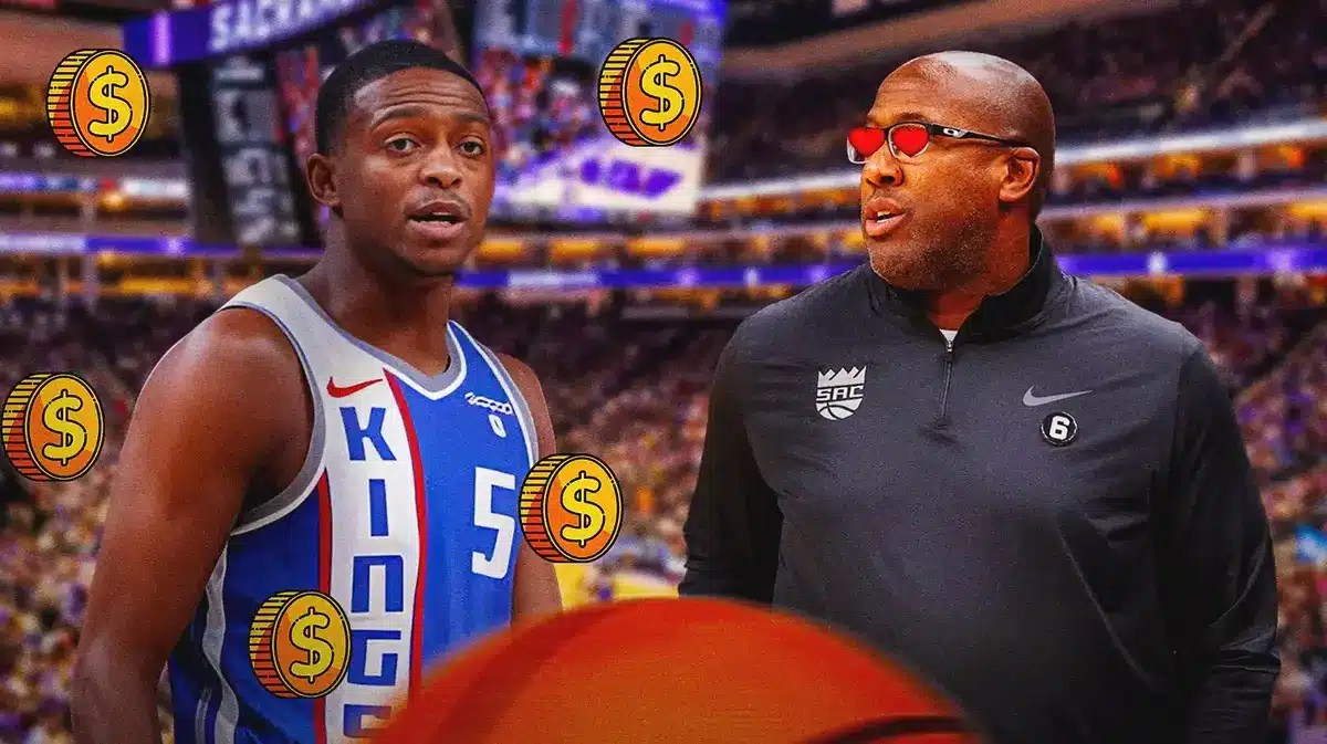 Thumb: Kings' De’Aaron Fox with dimes around him. Mike Brown with heart eyes.