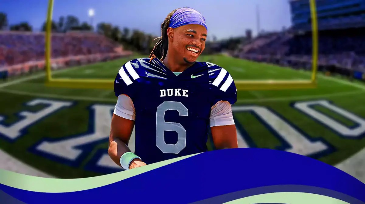 Maalik Murphy in Duke football jersey