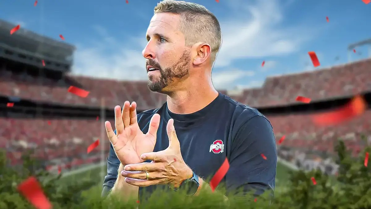 Ohio State football OC Brian Hartline
